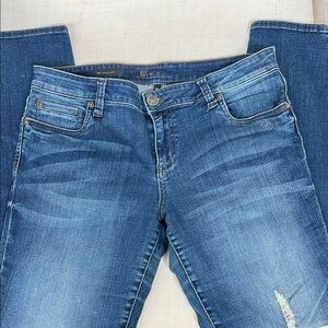 KUT (MIA Toothpick skinny)